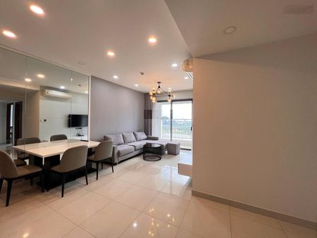 Bán CC 2PN 2WC 80m2, 2 tỷ 360 triệu, tại Saigon Royal Residence, Bến Vân Đồn, Quận 4