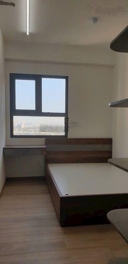 Bán gấp căn 2PN-2WC view hồ bơi nhà mới block C EcoXuân Lh 0901018687