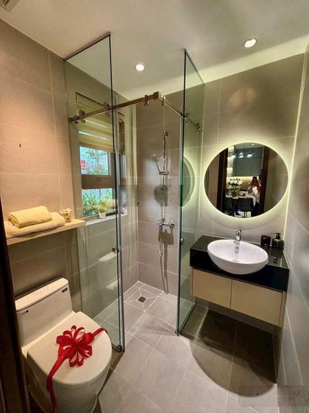Bán căn hộ 2PN, 2WC tại The Emerald Golf View, 2,3 tỷ, 67m2