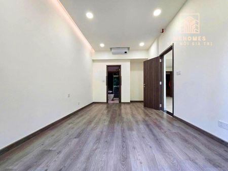 Bán Căn Hộ Centery 121m2_3Pn + 3Wc NTCB , Tầng Cao , View Cây Xanh , Kèm oxe định danh