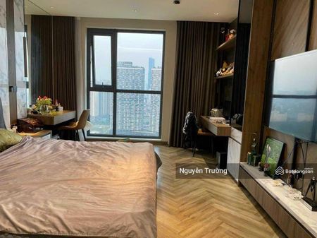 Bán căn hộ Penthouse 280m2, 4PN 4VS, full đồ, chung cư Sky Park Residence. Giá chuẩn 29.9 tỷ