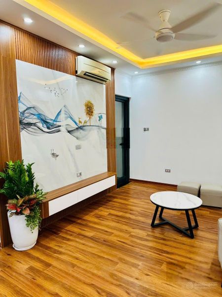 Bán chung cư 2 ngủ B11C Nam Trung Yên, Nguyễn Chánh, Cầu Giấy 65m 2N1W nhỉnh 4 tỷ sổ đỏ lâu dài xịn