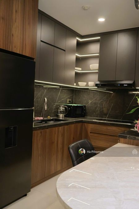 Bán officetel studio Saigon Royal Quận 4 Bến Vân Đồn đang có hợp đồng thuê 18tr siêu tốt