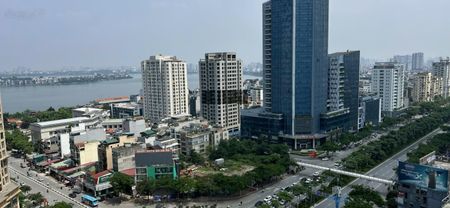Bán căn hộ góc 3pn - 143m2 view hồ tây giá 11.3 tỷ. lh: 0917673366