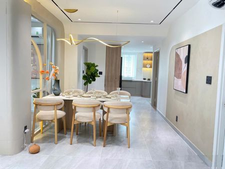 Chính Chủ Bán căn hộ 3PN, 2WC, 113m2 tại Phú Mỹ Hưng, Tân Phong, Quận 7, 10,8 tỷ. nội thất cao cấp