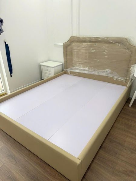 Gia đình em cần bán căn Góc 115,4m 3N/2Vs tầng trung Full nội thất