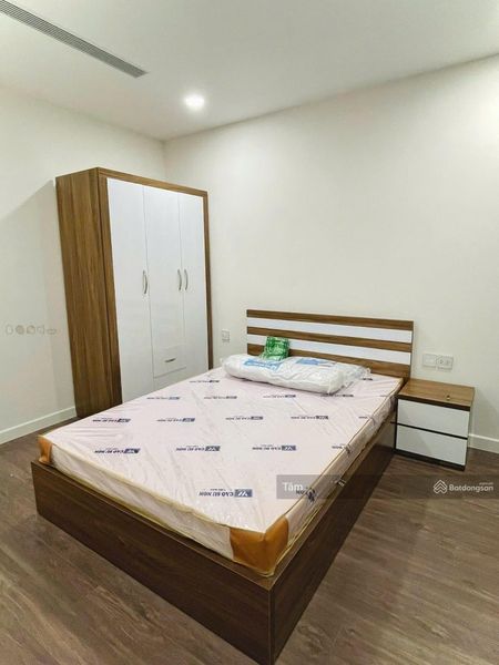 Căn hộ ICON 56 Q4 siêu đẹp chính chủ gửi bán, DT 79,47m2, 2PN 2WC, GIÁ 2 TỶ 250, kèm nội thất, SHR