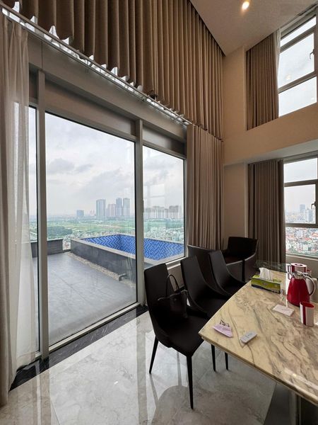 Bán căn Penhouse Duplex cực đẹp có bể bơi riêng, view Hồ Tây, 325m, lô góc, Lạc Long Quân, 46 Tỷ