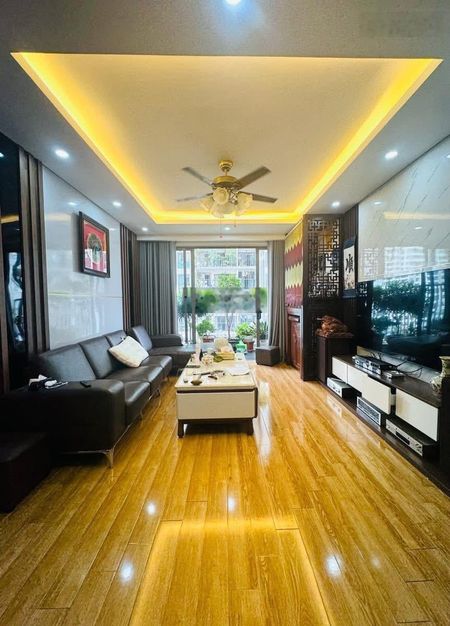 Chính chủ bán gấp căn hộ 3 ngủ 282 Nguyễn Huy Tưởng giá cực tốt