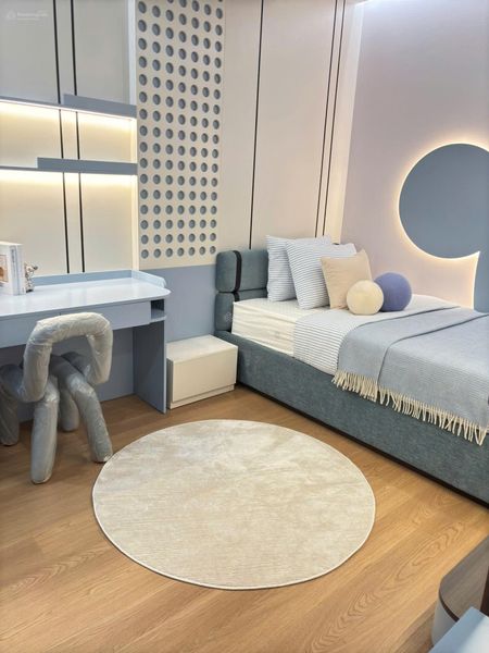 Chính chủ cần bán gấp căn 2PN diện tích 76m2 chung cư The Charm An Hưng giá 6 tỷ 3 bao phí sang tên