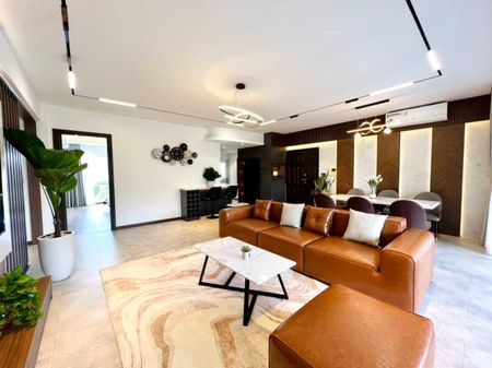 Bán gấp căn hộ Mỹ Phát Phú Mỹ Hưng 3PN view trực diện sông view đẹp giá tốt 100 % LH em 0902944648