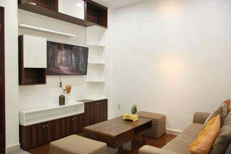 Bán căn hộ chung cư Hưng Phú lô A, DT 70m2, 2 phòng ngủ, full nội thất cao cấp