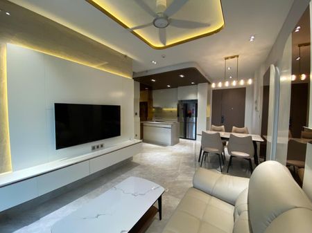 Bán căn hộ Midtown 2 phòng ngủ, view thác nước, diện tích 82m2, nhà đẹp, giá tốt