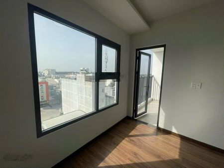 Bán căn 2PN - 70m2 giá 2,26 tỷ có sổ, tầng trung block Sapphire