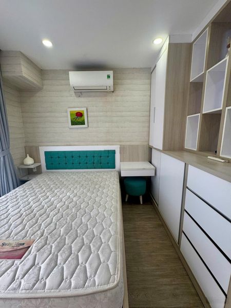 Chính Chủ Cần Bán Nhanh Căn 2PN + Full Nội Thất, Chỉ Với 9 Tỷ, Giá Siêu Rẻ So Với Thị Trường.
