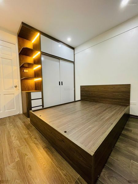 Chính chủ bán căn 62m2 cc xuân mai riverside 2pn 2wc, sẵn sổ full nội thất. giá bán 4,5 tỷ.