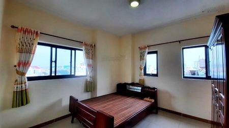 Bán căn hộ 2PN, diện tích 63m2 tại Era Lạc Long Quân (The Useful Apartment), 2 tỷ 4