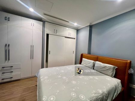 CHÍNH CHỦ gửi bán căn hộ 3PN mã căn L2-45.04 , view thoáng , nhà full nội thất decor