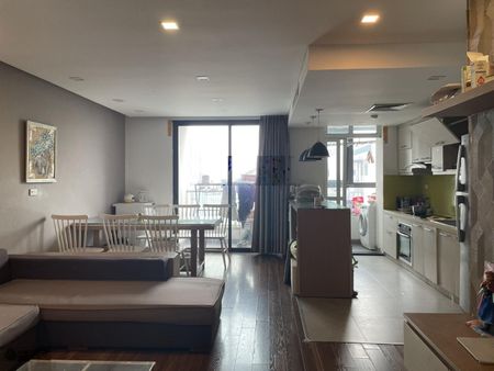 Chính chủ bán CHCC tại Golden Land - 3N2W - Giá 10,3 tỷ - DT 132m2 - Full NT - Tầng trung
