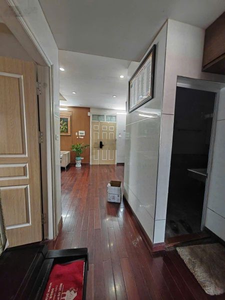 Bán CC toà A2 - Mặt đường Nguyễn Cơ Thạch, Mỹ Đình căn 3PN, 2VS - 102m2 - SĐCC, giá 6.X tỷ