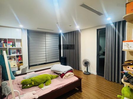 Bán gấp căn hộ Sunshine Center Phạm Hùng 108m2( 3pn) giá 9 tỷ có thương lượng,thuế phí bao.