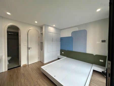 Bán CC Ciputra, Tây Hồ, 53m2, 3.9 tỷ, tầng trung, 3 bước ra Hồ Tây, nội thất cơ bản, nhà mới