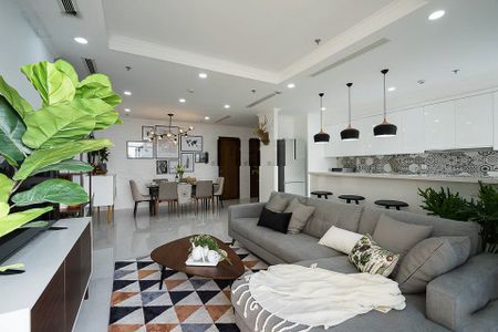 Bán gấp căn hộ 17T11 Nguyễn Thị Định diện tích 60m 2pn giá 4.5 tỷ có bớt.