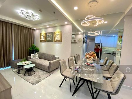 Mình cần bán nhanh chung cư Screc Tower - Quận 3. DT: 76m2, 2PN. Giá: 4.4 tỷ. LH: 0904715617 Quyền