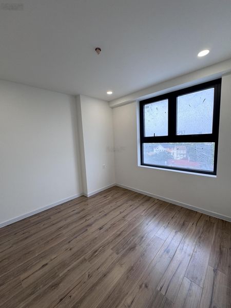 The Maison duy nhất 1 căn 2 phòng ngủ 70m2 giá cuối 2,2 tỷ(full thuế phí). A/C có khách kết nối ạ