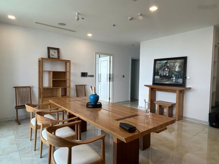 Siêu phẩm duy nhất vinhomes bason 3pn vòng cung bitexco 121m2 sổ hồng giá 45 tỷ