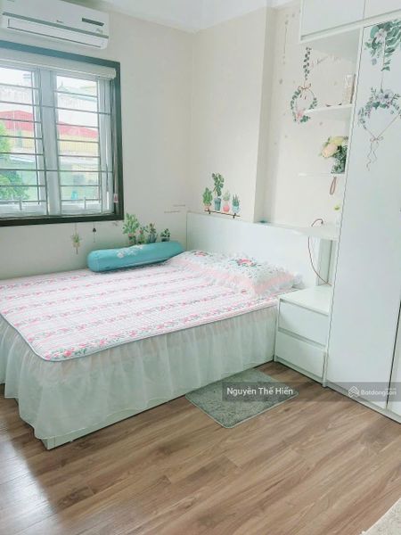 Cực hiếm - Bán căn C13 Bộ Quốc Phòng - DT 63m2 - 2PN 2vs - giá 4. X tỷ (giá thương lượng)