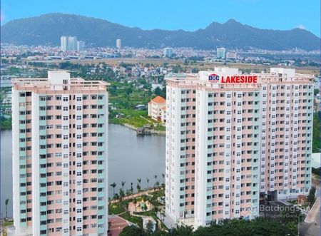 Bán căn hộ Lakeside C - 68m2 -view Công viên - Giá 2,6 tỷ