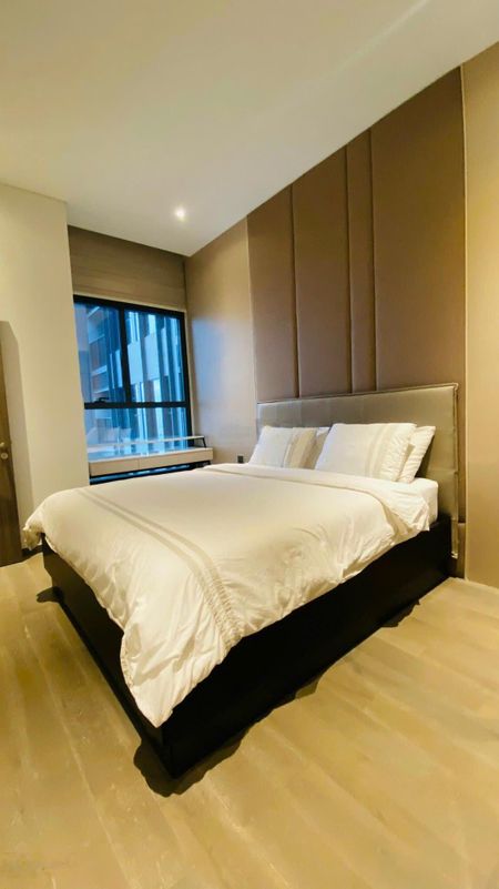The Marq Quận 1: Sang Gấp căn hộ 2pn, 2wc; 74m2; Full nội thất; View đẹp; Ở ngay! Tặng ô đỗ xe