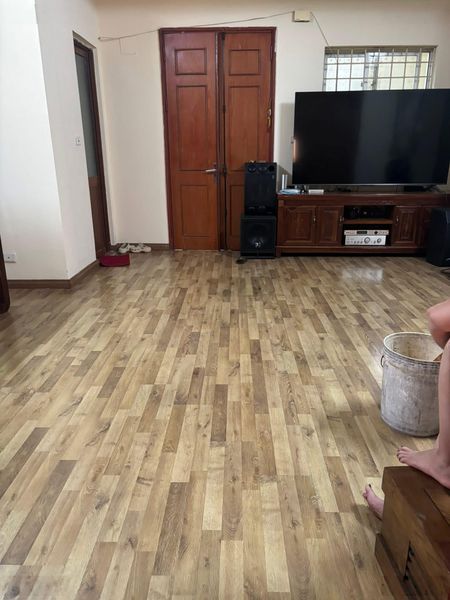 Bán Căn Góc đẹp CC Ba Hàng A 282 Lĩnh Nam.Dt 77m2 2 ngủ 2 wc ban công.Full nội thất.Sổ chính chủ.
