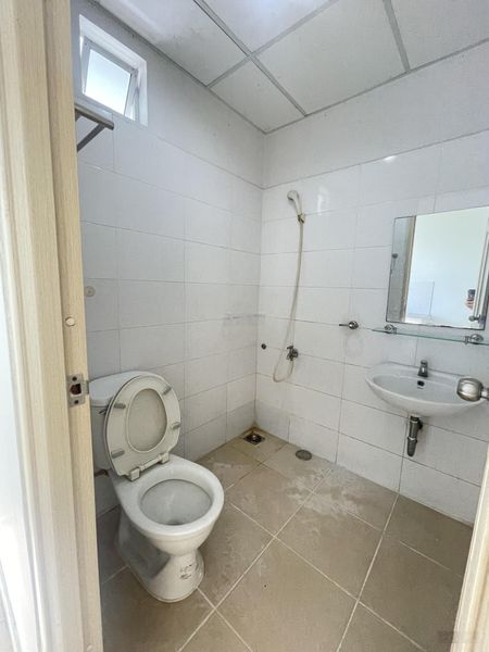 Bán 1 căn góc HQC Plaza giá chỉ 1.150 tỷ, 61m2-2PN - 2WC, nhà trống nhận nhà ở ngay. LH 0937379023