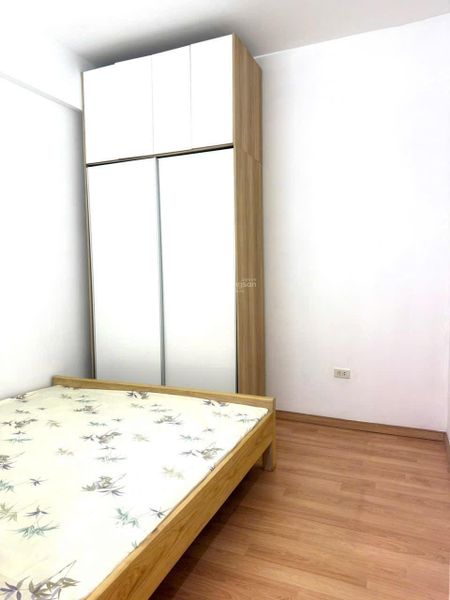 Bán căn 46m2 2 ngủ tầng 10 tại HH Linh Đàm full nội thất chỉ 2,3 tỷ
