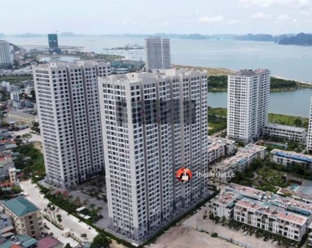 Chính chủ bán căn 2PN 68m2 view Biển tòa Greenbay Bim 30 tầng, trung tâm du lịch Bãi Cháy, Hạ Long
