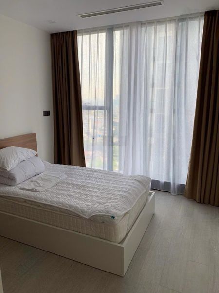 Vinhomes Golden River - Chuyển nhượng 3PN view sông giá tốt 118m2 giá chỉ 35.8 tỷ