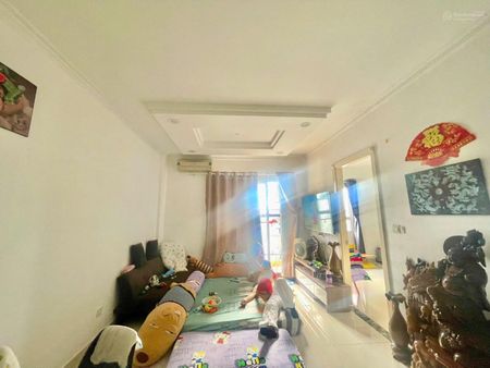 Bán căn hộ CC Hope Garden Phúc Yên, giá chỉ 2 tỷ 990