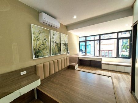 Bán nhà tập thể 2 tầng Đại La - HBT 100m2 - 3 ngủ 2 wc - nhà mới thoáng sáng full nội thất