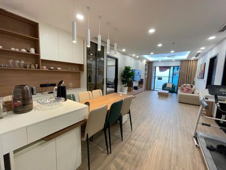 Bán căn hộ chung cư CT3A khu Mễ Trì Thượng, Nam Từ Liêm. 130m2 3N 8 tỷ. LH: 0983237984