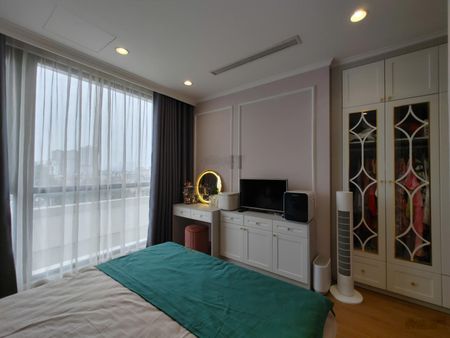 10 tỷ bao phí thiện chí có TL. Căn hộ 100m2: 2 ngủ, 2WC full đồng Đông Nam Royal City