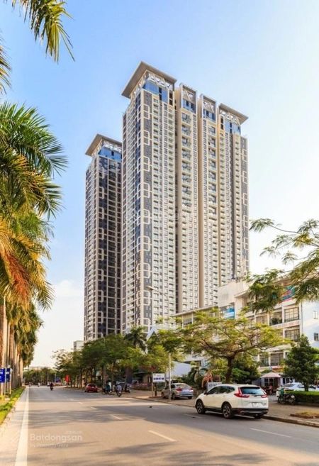 Chính chủ cần bán Căn hộ CC 2PN, 94m2, 9,3 tỷ, full nội thất, slot oto, toà B the Zei