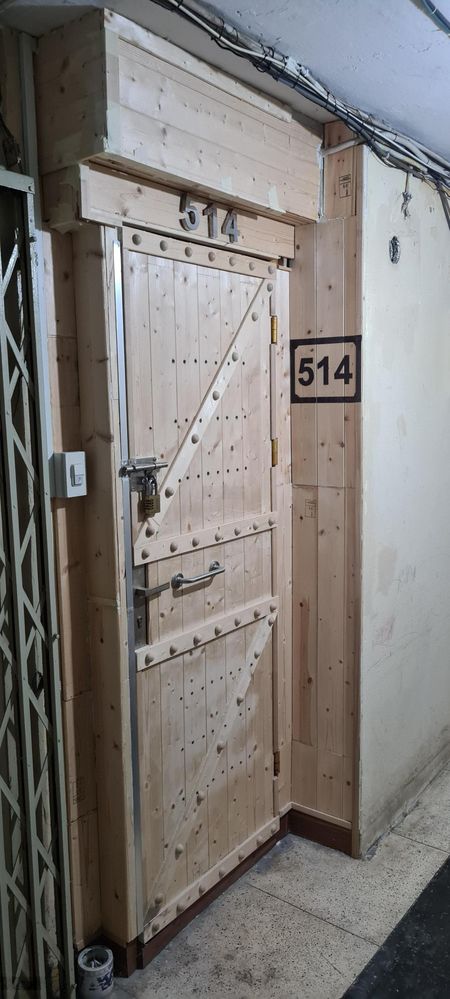Cần bán căn hộ lầu 5, C/C 47 - 57 Nguyễn Thái Bình, Q. 1, DT: 21,26m2. Giá chỉ 1,9 tỷ