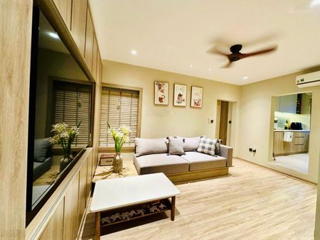 Tập thể Phan Kế Bính, Ba Đình, lô góc, sổ to, 70m2 2PN full nội thất chỉ 4,55 tỷ