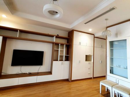 R3: 181m2: 3PN tầng trung, view thoáng 21.5 tỷ có TL