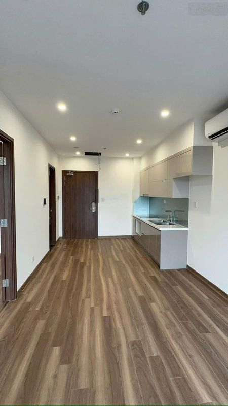 Cần bán nhanh căn 1PN có 2 ban công, tòa Zurich 1. Thanh toán tiến độ 2 năm. Bàn giao nhà mới 100%