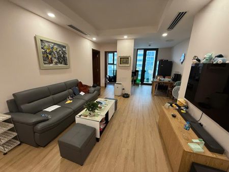 (Giá chuẩn) bán căn 3PN-2WC 81m2 Hà Nội Center Point, đủ nội thất, tầng trung, có slot. Giá 8,5 tỷ