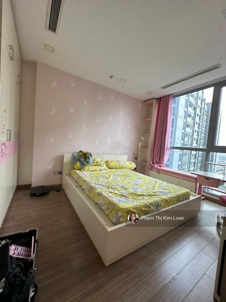 Bán Căn hộ Vinhomes Central Park 3PN - View triệu đô, bàn giao full nội thất, 116.4m2 LH 0942570422
