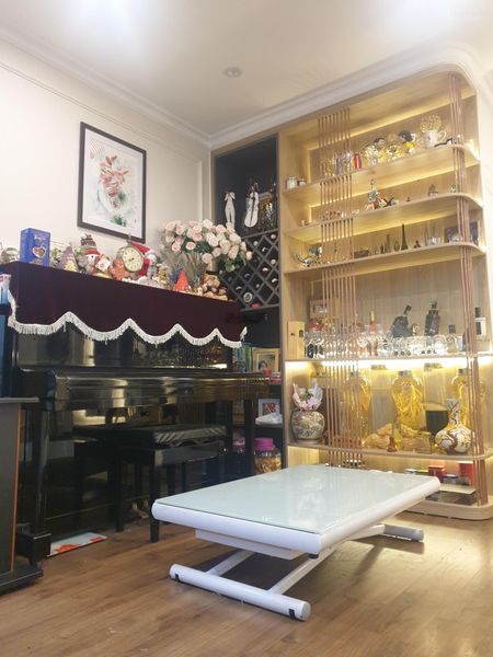 Bán căn hộ 96m² Tân cổ điển Nội thất gỗ sang trọng, trung tâm thuận tiện